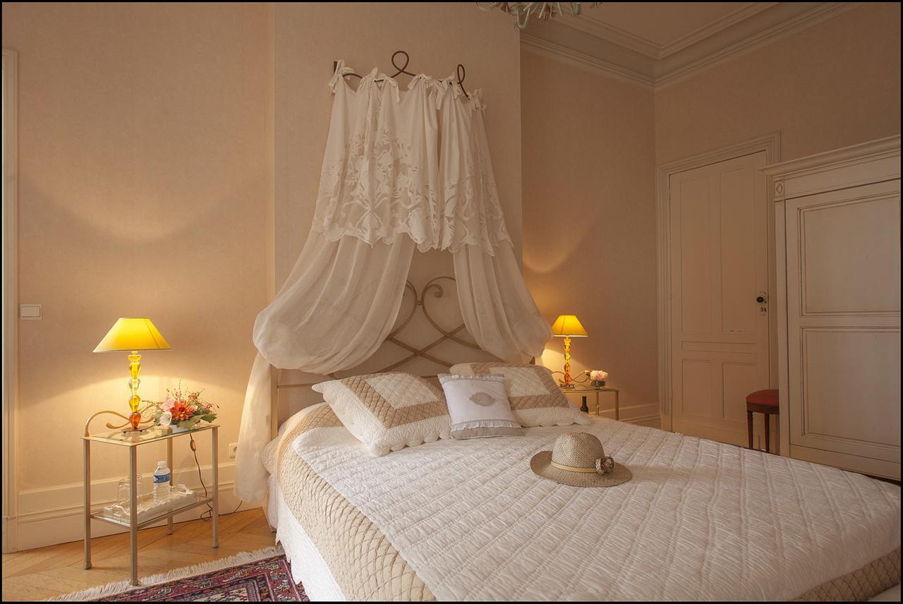La Riviere  Chateau De La Riviere Bed & Breakfast エクステリア 写真
